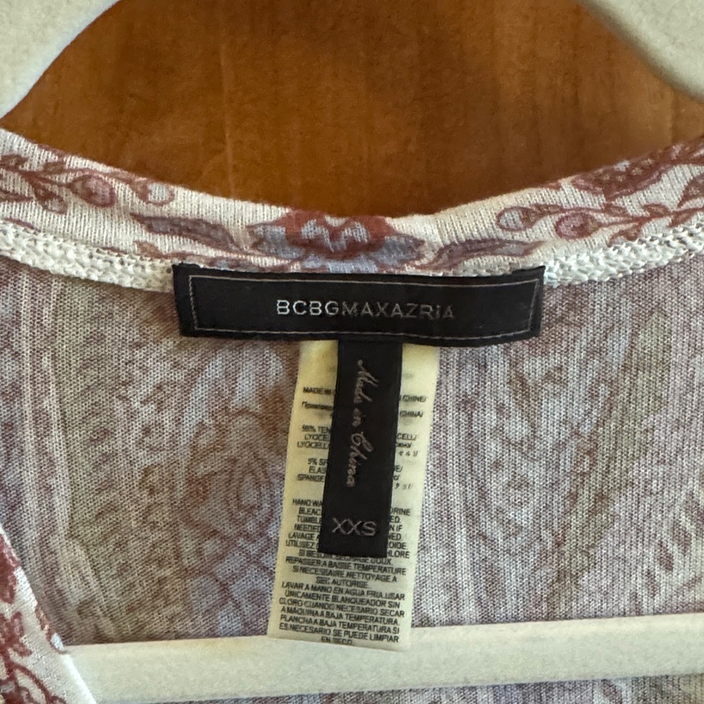 BCBGMaxAzria Dusty Rose & Cream Patterned Knit Top